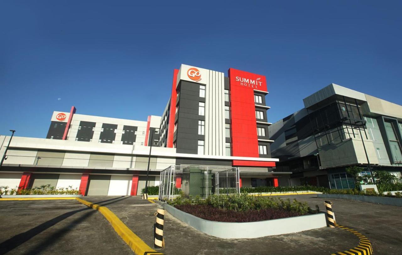 Go Hotels Plus Naga Zewnętrze zdjęcie